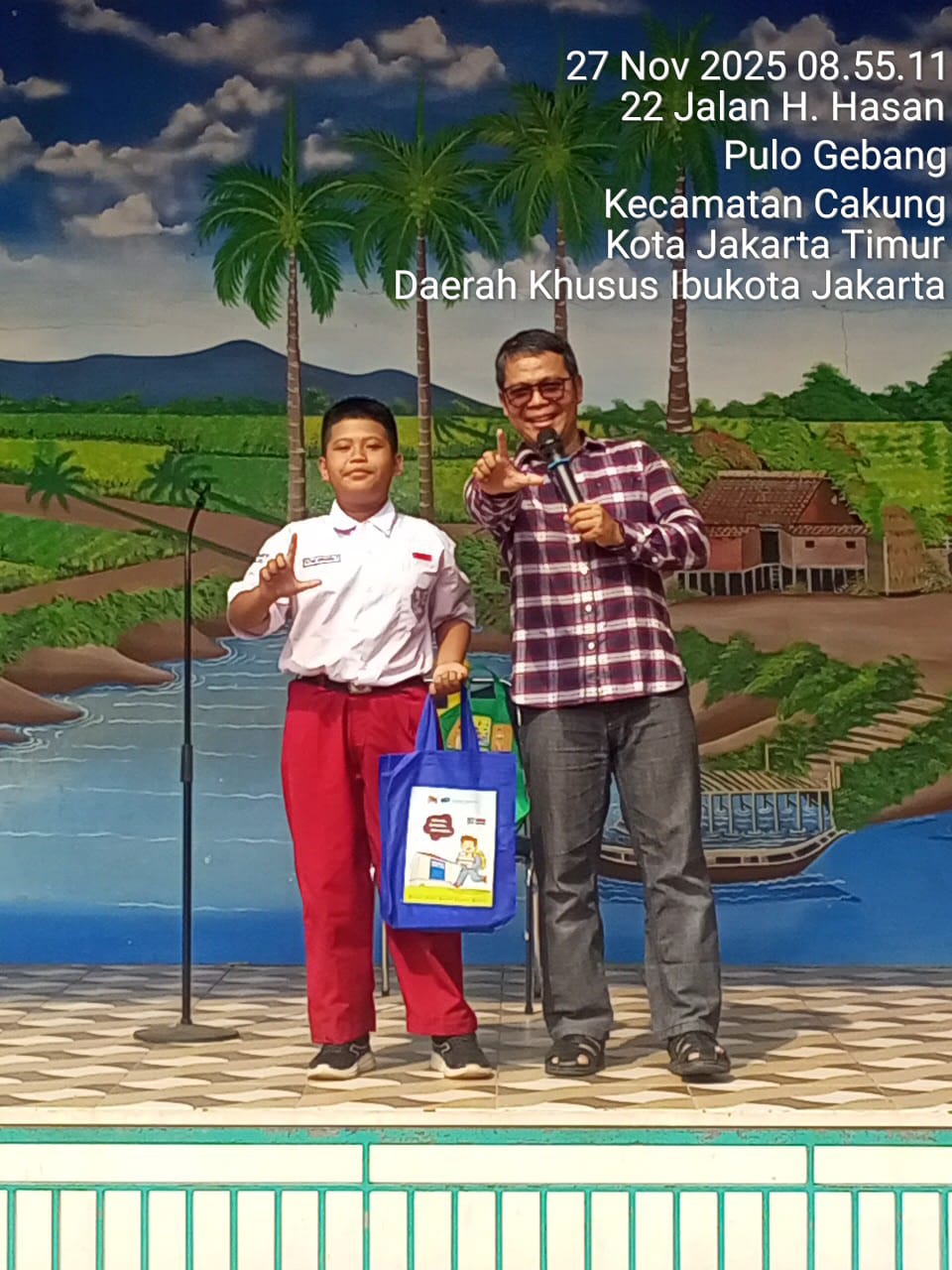 Wisata LiterAsyik Ke SDN Pulo Gebang 11